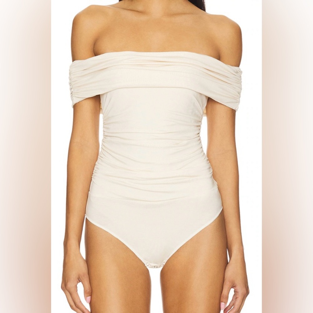 NWT Undress Code Buttercup Bodysuit in Cream size Small